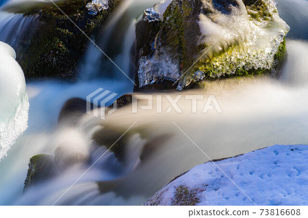 Tateshina Otaki in winter [Nagano Prefecture] 73816608