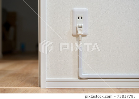 從插座延伸的延長線和接線室 73817793