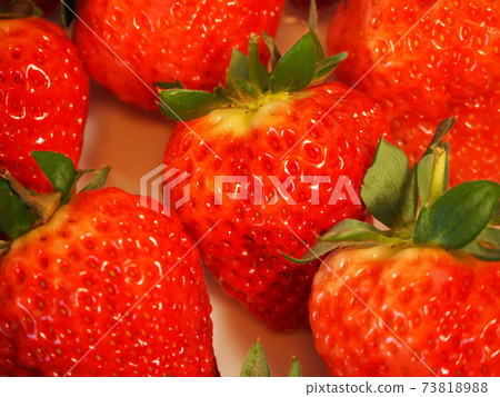 Fresh strawberries 73818988