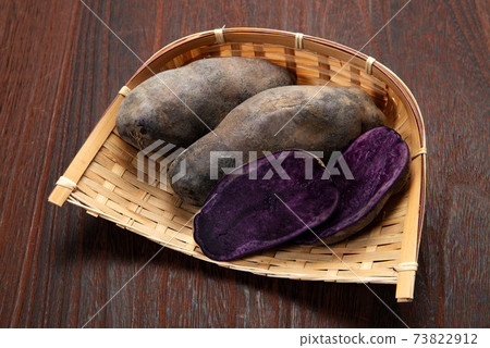 Potato shadow queen 73822912