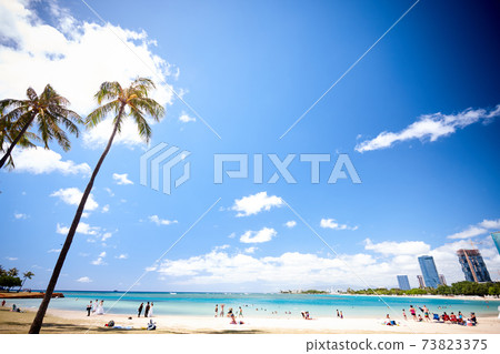Ala Moana Beach in Hawaii 73823375
