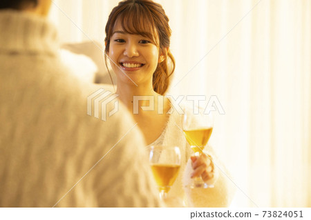 Drinking at home, drinking at home, white wine Drinking at home, drinking at home, white wine 73824051