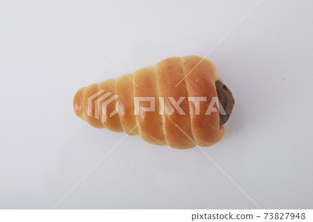 Chocolate cornet 73827948