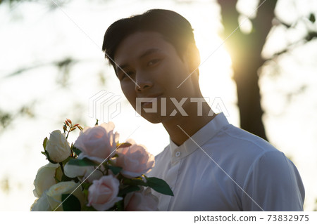 Man romantic 73832975