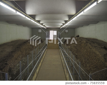 Japan's largest Kasori shell mound Japan's largest Kasori shell mound 73835559