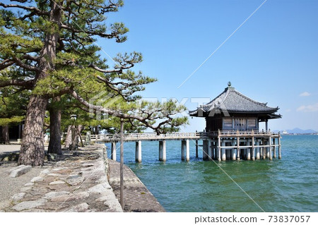 琵琶湖的浮世堂 73837057