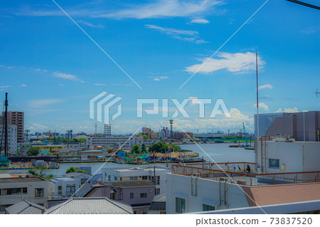 葛飾區都市風景和藍天 葛飾區都市風景和藍天 73837520