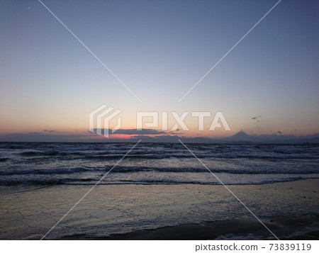 Coast, sunset and Mt. Fuji (horizontal) Coast, sunset and Mt. Fuji (horizontal) 73839119