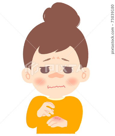 一個看起來手粗糙和發癢的女人 73839180