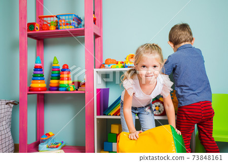 Feeling confident about oneself in any environment 73848161