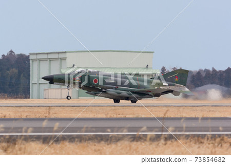 空中自衛隊RF-4EJ Phantom II起飛 空中自衛隊RF-4EJ Phantom II起飛 73854682