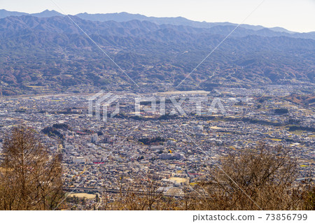 從長野縣飯田市國藏山看到飯田,高森和高木的風景 從長野縣飯田市國藏山看到飯田,高森和高木的風景 73856799