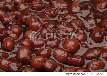 Boiled red beans 73858722