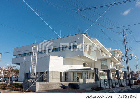 Tamura City Hall Universal Design Blue Sky 73858856