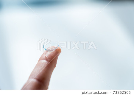 隱形眼鏡指尖 73862505