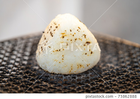 竹炭燒炭燒烤飯糰 竹炭燒炭燒烤飯糰 73862888