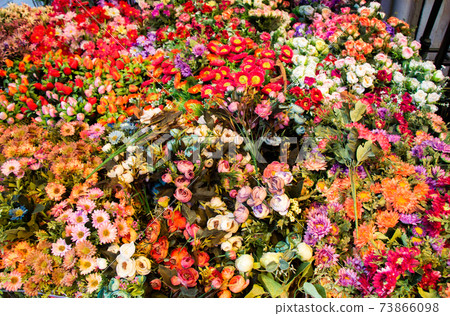 Floral art made of artificial flowers in view Floral art made of artificial flowers in view 73866098