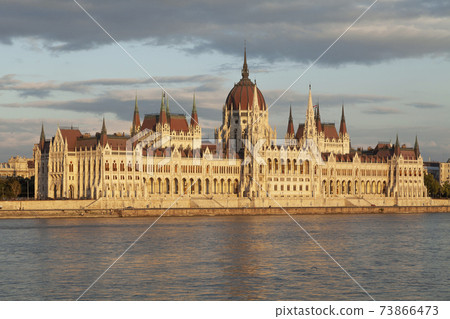 The Hungarian Parliament at sunset, Budapest. The Hungarian Parliament at sunset, Budapest. 73866473