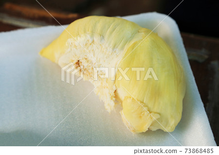 The King of fruits, Delicious golden yellow durian. 73868485