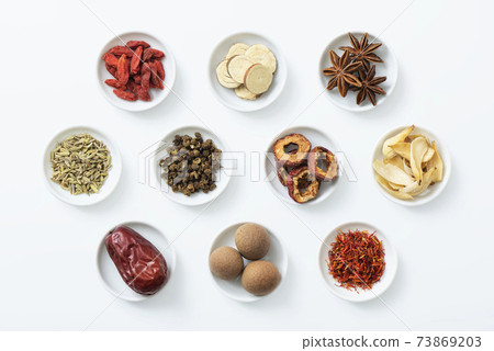 Yakuzen Chinese medicine white 73869203