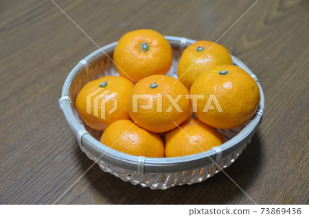 Mandarin orange Mandarin orange 73869436