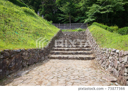 高口八王子城堡遺址 73877366