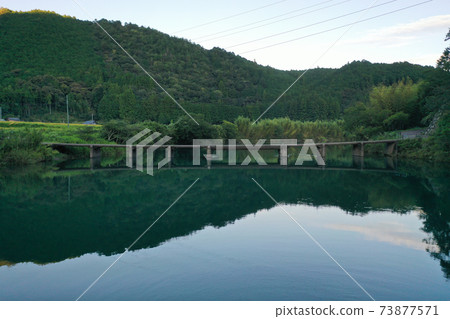 高知縣四萬十町伊藤孝潛水橋 高知縣四萬十町伊藤孝潛水橋 73877571