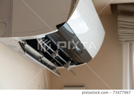 運行中的空調 73877967