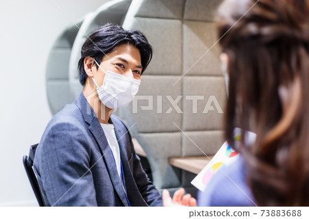 共享辦公室的商人 共享辦公室的商人 73883688