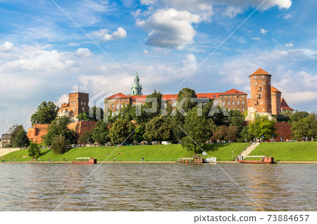 Wawel castle in Kracow Wawel castle in Kracow 73884657