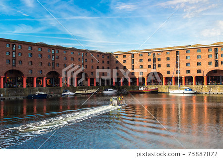 Albert Dock in Liverpool Albert Dock in Liverpool 73887072