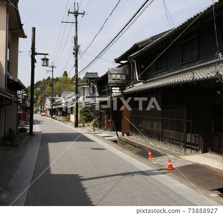 Uda City, Matsuyama Town, Machiya, Nara Prefecture 73888927