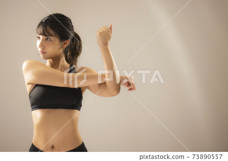 Female athlete sports 73890557