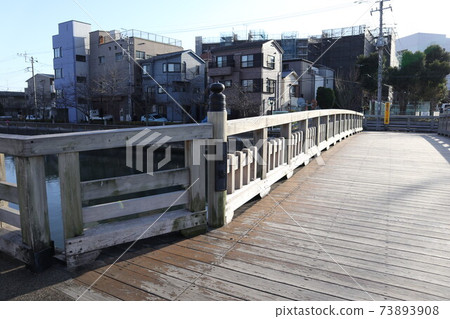 江戶川區新川上空的複古砲塔橋 江戶川區新川上空的複古砲塔橋 73893908