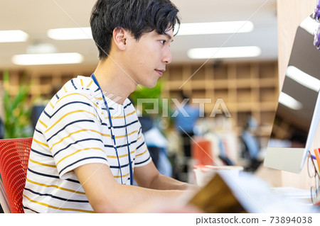Engineer working in the office Engineer working in the office 73894038