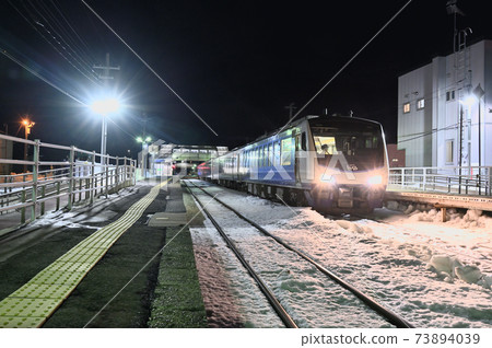 Ajigasawa Station and Resort Shirakami at night (Aoike formation) 73894039