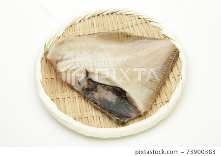 Sea bream 73900383