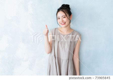 適合20多歲的女性 73905645