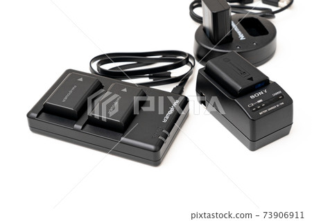 Camera Battery Charger / Genuine / Compatible Camera Battery Charger / Genuine / Compatible 73906911