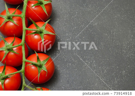 簇生番茄 73914918