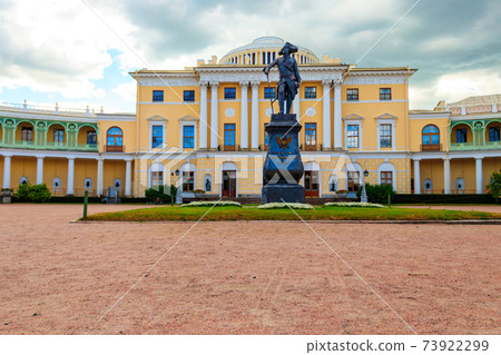 Monument to emperor Paul the First in front of Pavlovsk Palace, Russia. Inscription on pedestal: To emperor Paul the First - the founder of Pavlovsk 1872 Monument to emperor Paul the First in front of Pavlovsk Palace, Russia. Inscription on pedestal: To emperor Paul the First - the founder of Pavlovsk 1872 73922299