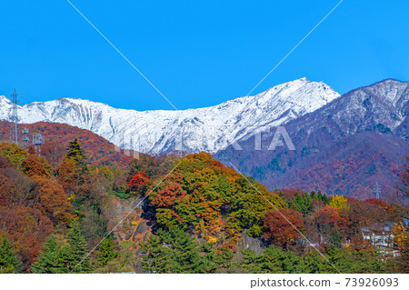 谷川町秋色山谷山川八千古塚紀念公園Sa竹橋 73926093