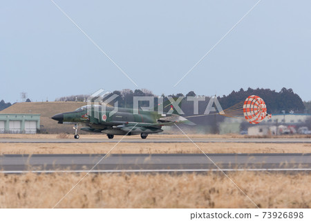 Japan Air Self-Defense Force RF-4EJ Phantom II landing Japan Air Self-Defense Force RF-4EJ Phantom II landing 73926898