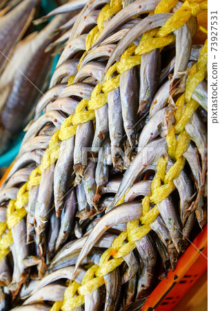 Semi-dried yangmiri fish at the fish market Semi-dried yangmiri fish at the fish market 73927531