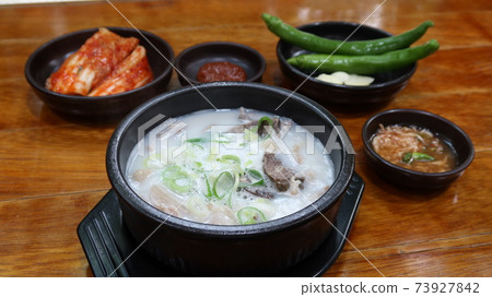 Sundae soup set, restaurant Sundae soup set, restaurant 73927842