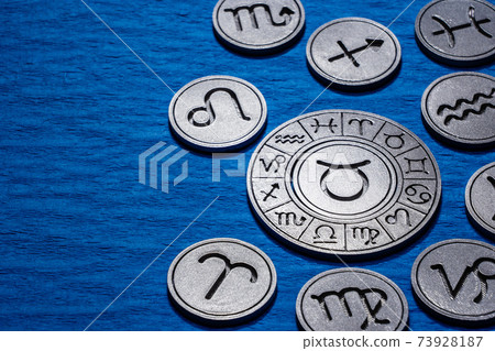 12 horoscope fortune-telling Taurus 73928187