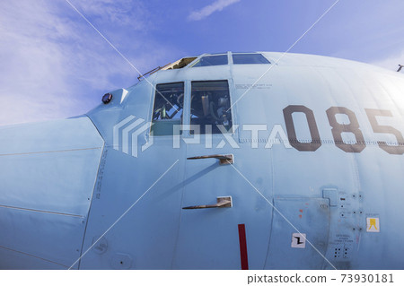 Transport aircraft C-130 C-130H Tactical transport aircraft Hercules 73930181