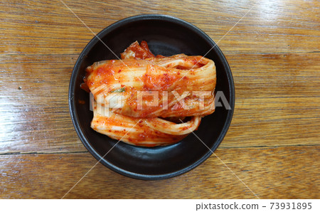 Bowl and kimchi, cabbage kimchi 73931895