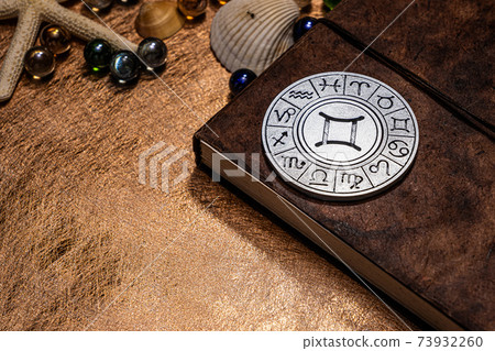 12 horoscope Gemini 73932260