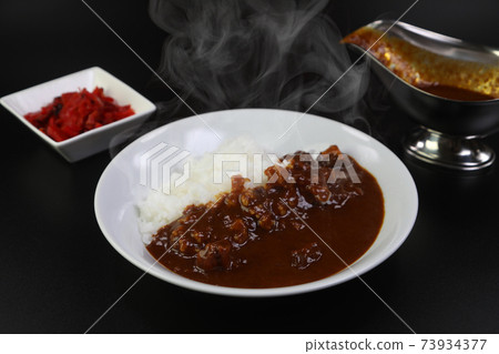 Curry and rice  73934377